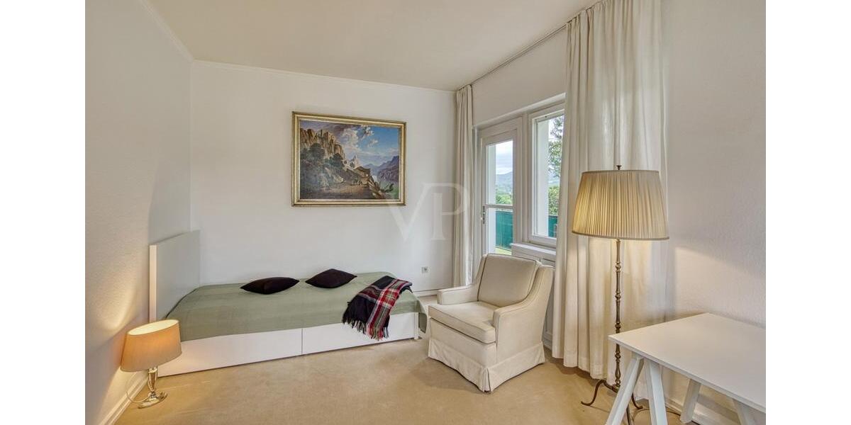 Einfamilienhaus Bonn Lannesdorf - 6 Zimmer, 160 m&sup2;, 3.100&euro; | Angebot:24795046