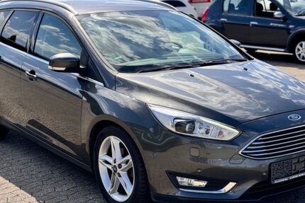 Ford Focus 101.700 km 8.950 &euro; Bornheim 53332