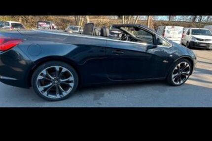 Opel Cascada 138.000 km 8.700 &euro; Köln 50739