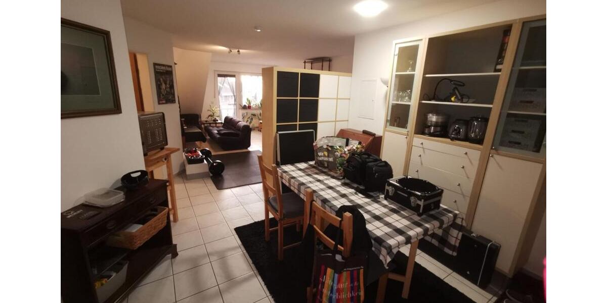 Dachgeschoßwohnung Niederkassel - 2 Zimmer, 70 m&sup2;, 850&euro; | Angebot:24569406