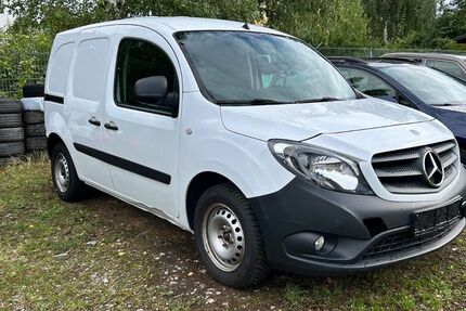 Mercedes-Benz Citan 110.000 km 9.499 € Remagen 53424
