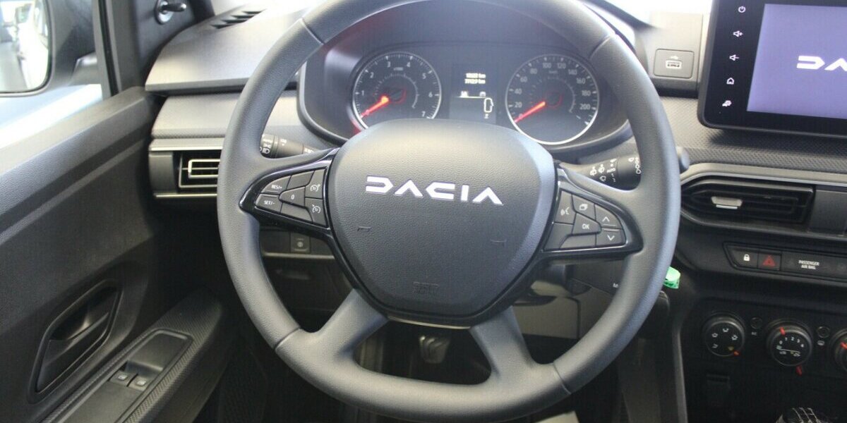 Dacia Sandero SCe 65 Essential - Klima - 18.622 km 13.480 &euro; Euskirchen 53881