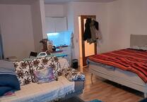 Helle 1-Zimmer-Wohnung mit Balkon