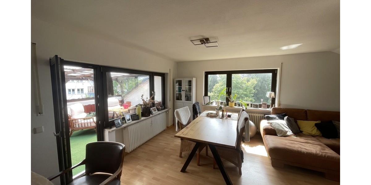 69 m² zum Wohlfühlen – Dachgeschosswohnung mit Stellplatz - Dachgeschoßwohnung Bad Honnef / Aegidienberg Aegidienberg | Angebot:27133833