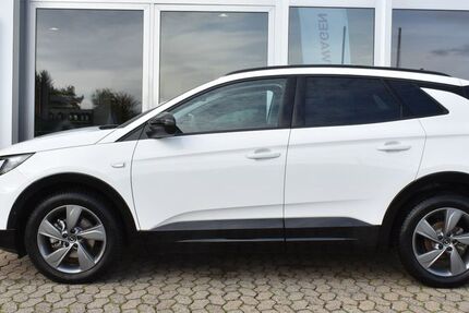 Opel Grandland (X) 16.930 km 22.900 &euro; Grafschaft 53501