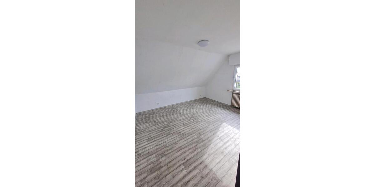 Etagenwohnung Troisdorf Bergheim - 3 Zimmer, 57 m&sup2;, 900&euro; | Angebot:26428320