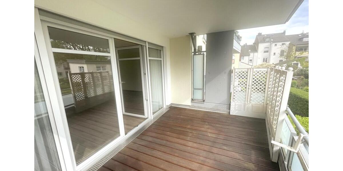 Etagenwohnung Siegburg - 3 Zimmer, 98 m&sup2;, 1.300&euro; | Angebot:26477678