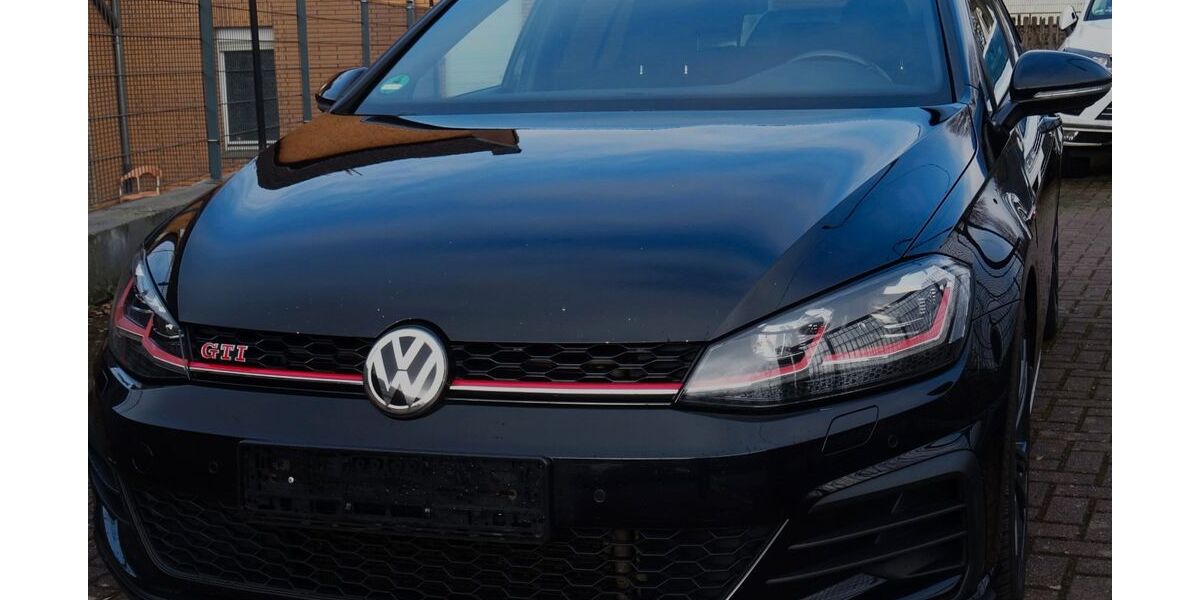 VW Golf 169.854 km 16.750 &euro; Troisdorf 53840