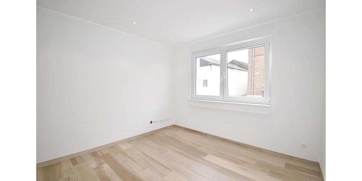 Einfamilienhaus Rheinbach - 2 Zimmer, 65 m&sup2;, 800&euro; | Angebot:24432276