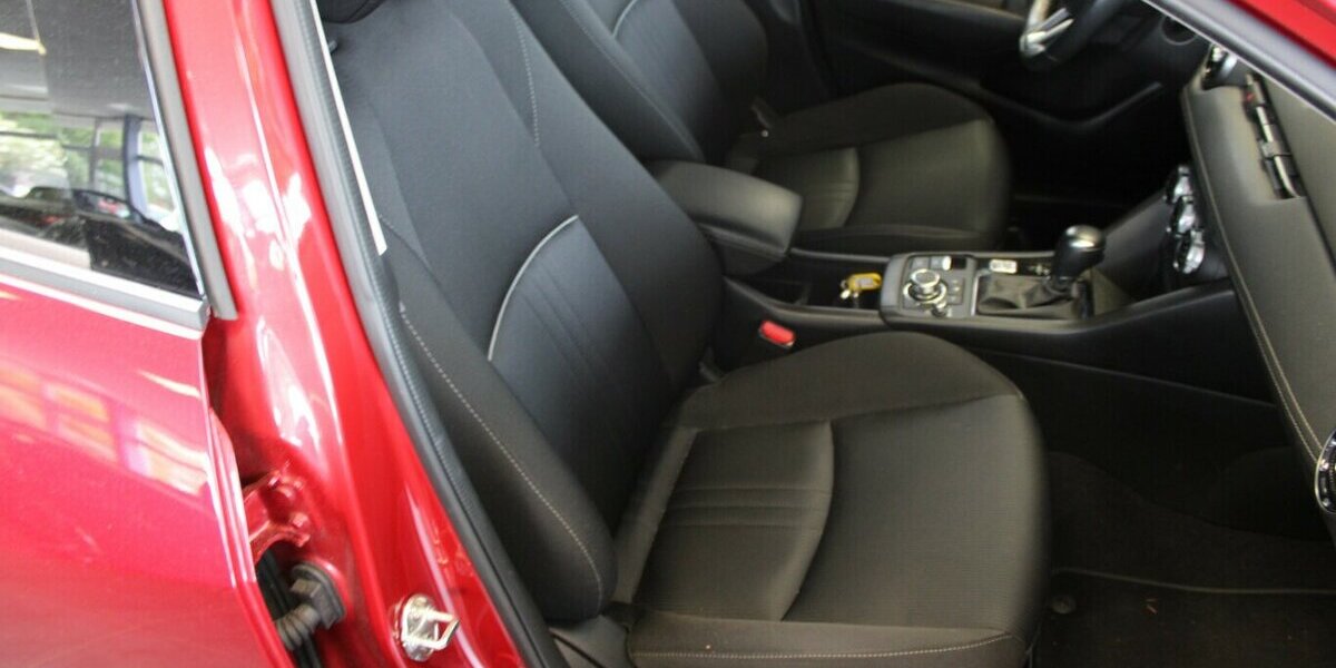 Mazda CX-3 SKYACTIV-G 120 FWD Exclusive-Line 59.589 km 16.480 &euro; Euskirchen 53881