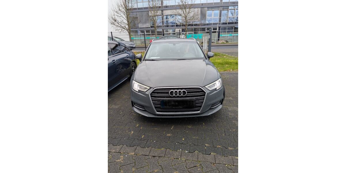 Audi A3 95.100 km 17.300 &euro; Bergisch Gladbach 51429