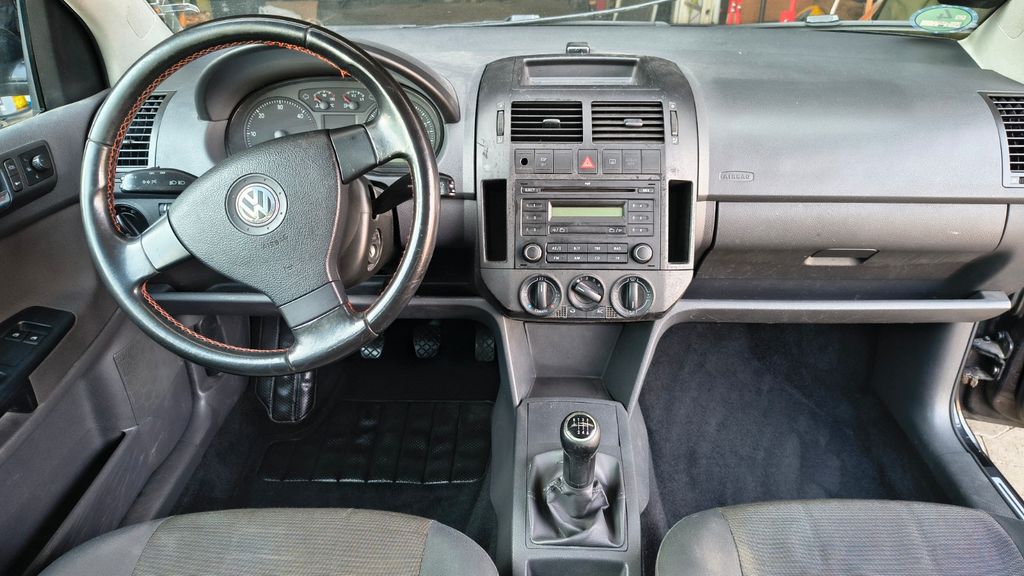 VW Polo 385.000 km 1.900 &euro; Rheinbach 53359