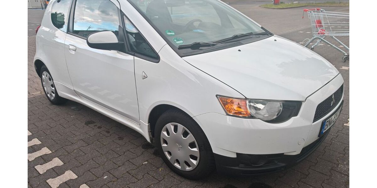 Mitsubishi Colt 128.000 km 3.000 &euro; Bonn 53123