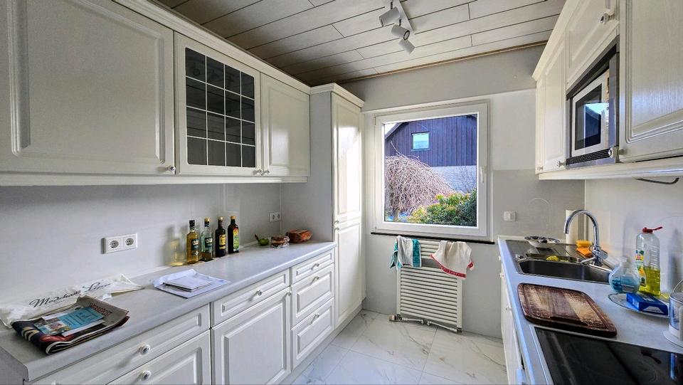 Einfamilienhaus Köln Lindenthal - 6 Zimmer, 170 m&sup2;, 2.150&euro; | Angebot:24738108