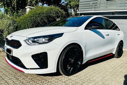Kia pro ceed / ProCeed 72.000 km 20.800 € Königswinter 53639