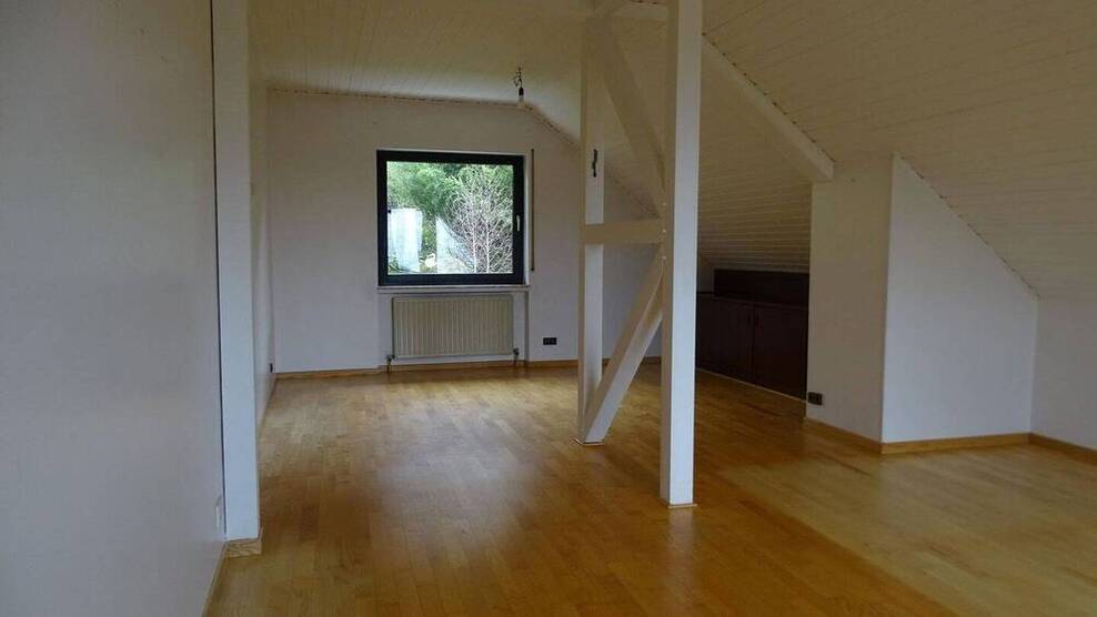 Ruhige Lage mit Blick auf Rhein und Bonn, großes Grundstück, schönes Haus mit EinliegerWohnung