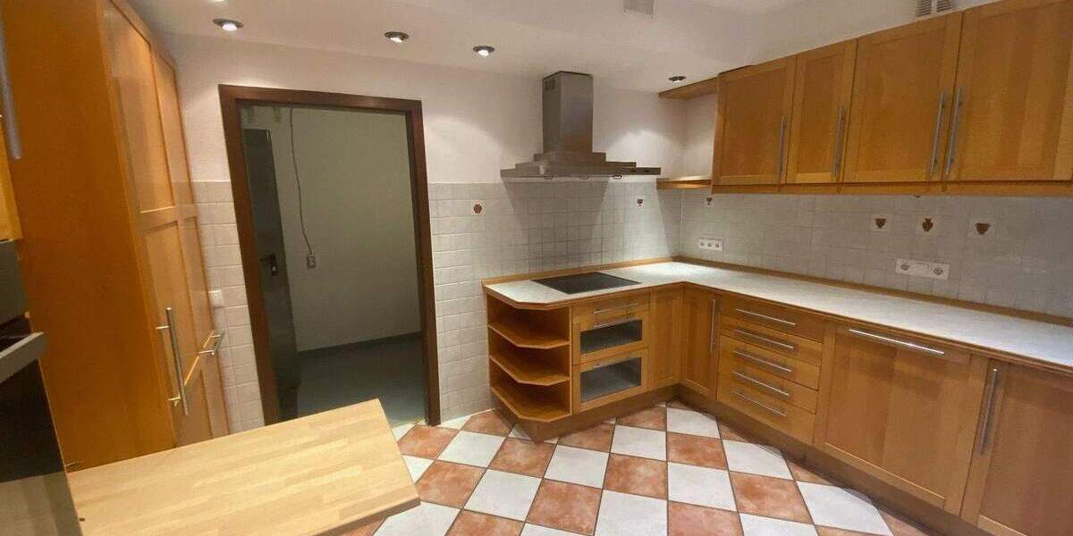 Bungalow Bonn Lannesdorf - 3 Zimmer, 151 m&sup2;, 637.000&euro; | Angebot:25666902