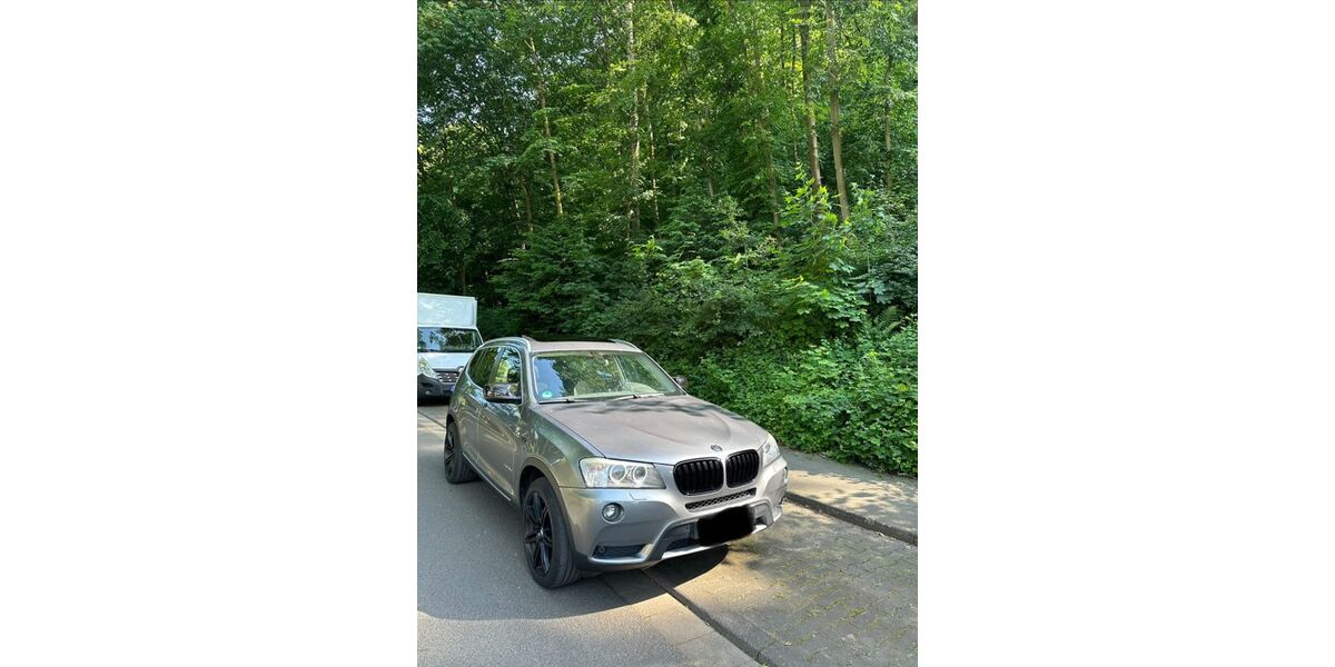BMW X3 219.000 km 10.200 &euro; bonn 53175