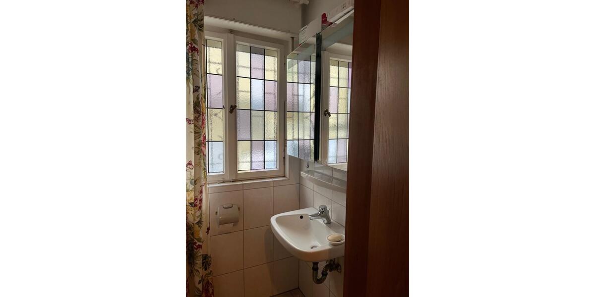 Erdgeschoßwohnung Bonn Lannesdorf - 3 Zimmer, 160 m&sup2;, 1.850&euro; | Angebot:24701227