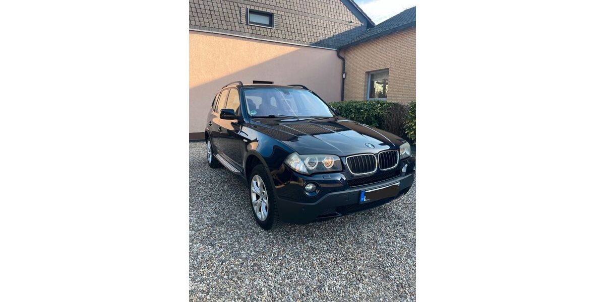 BMW X3 323.000 km 3.800 &euro; Bergisch Gladbach 51467