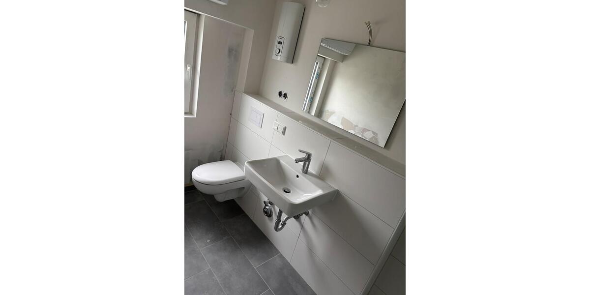 Etagenwohnung Hennef (Sieg) - 3 Zimmer, 90 m&sup2;, 1.215&euro; | Angebot:26456118