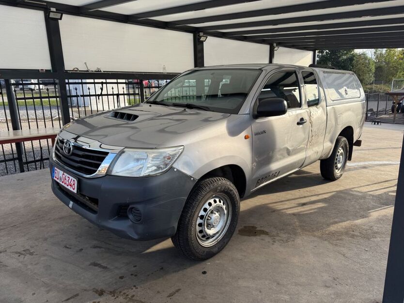 Toyota Hilux 299.000 km 15.999 € Euskirchen 53879