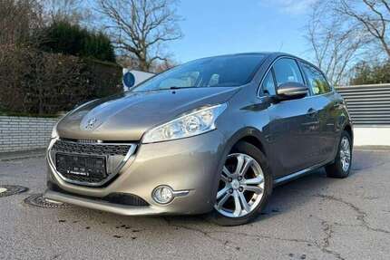 Peugeot 208 87.000 km 6.990 &euro; Brühl 50321