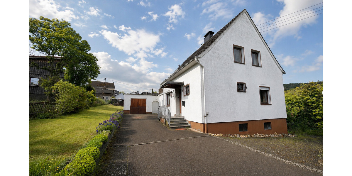 Einfamilienhaus mit großem Garten - Einfamilienhaus Königswinter / Thomasberg Thomasberg | Angebot:27225342