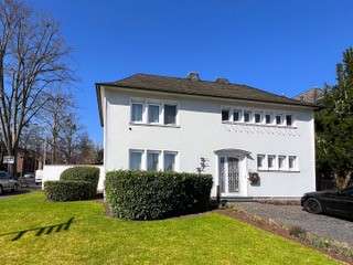 Haus zum Kaufen in Brühl 1.290.000 € 251 m²