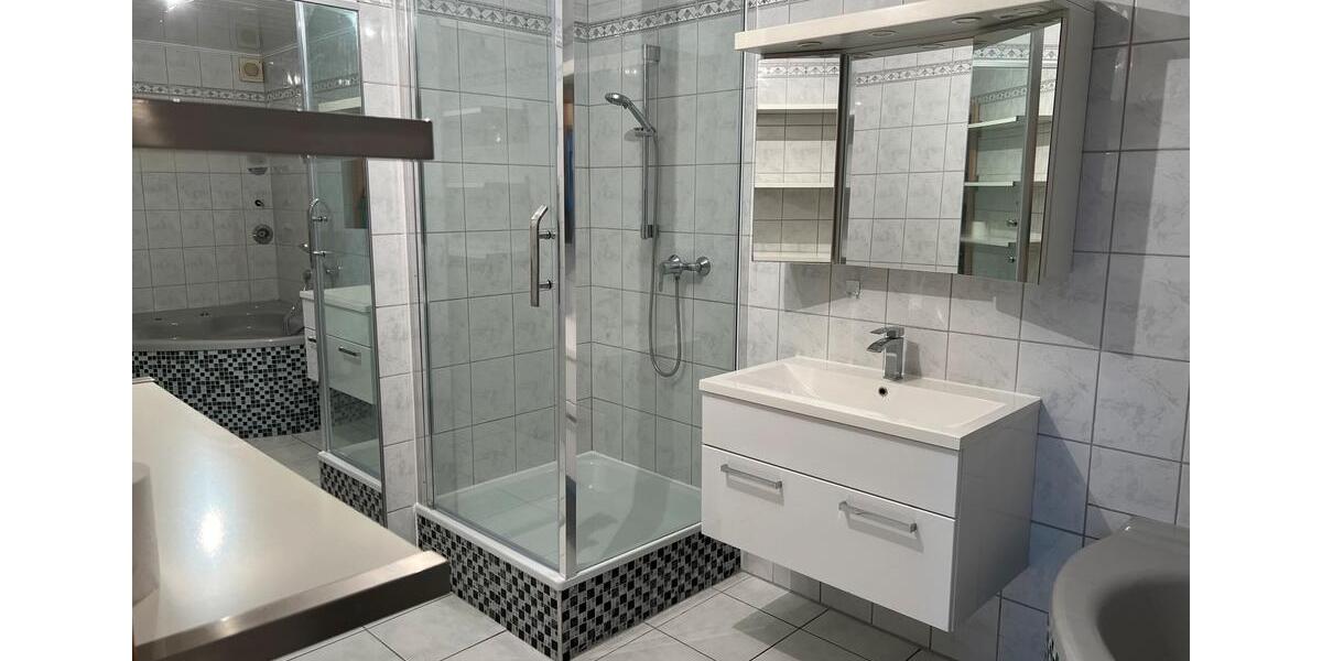 Etagenwohnung Swisttal - 3 Zimmer, 90 m&sup2;, 1.150&euro; | Angebot:25269425