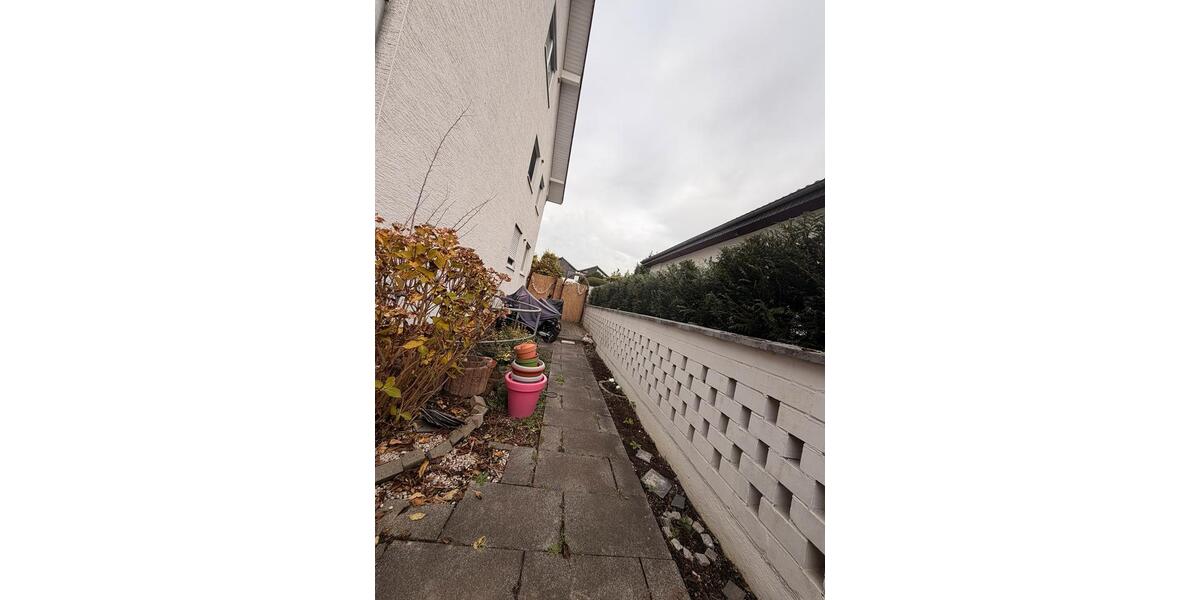 Terrassenwohnung Siegburg - 1 Zimmer, 81 m&sup2;, 315.000&euro; | Angebot:24527575