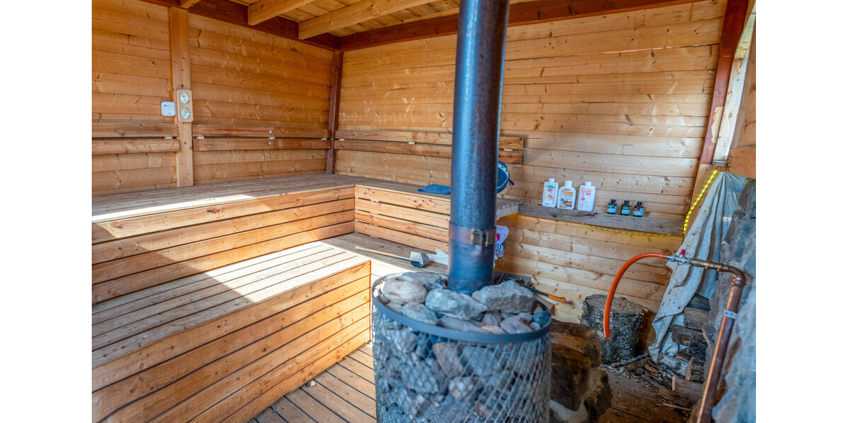 Moderne Erdgeschosswohnung mit Sauna & Garten 3 zimmer