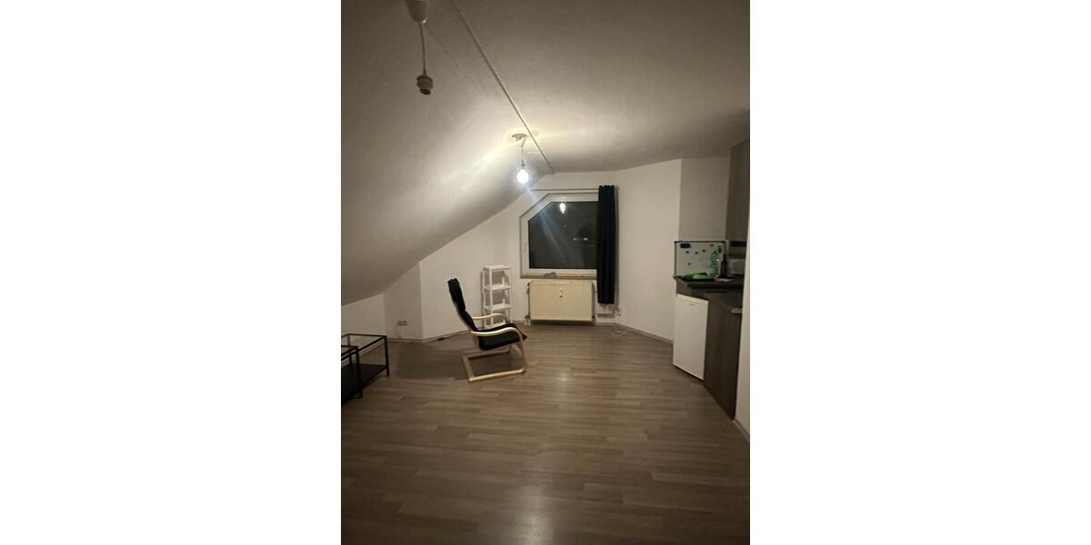 32qm Wohnung Dachgeschoss Tiefgarage 1 zimmer