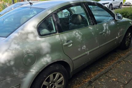 VW Passat 249.800 km 1.100 &euro; Bonn 53117