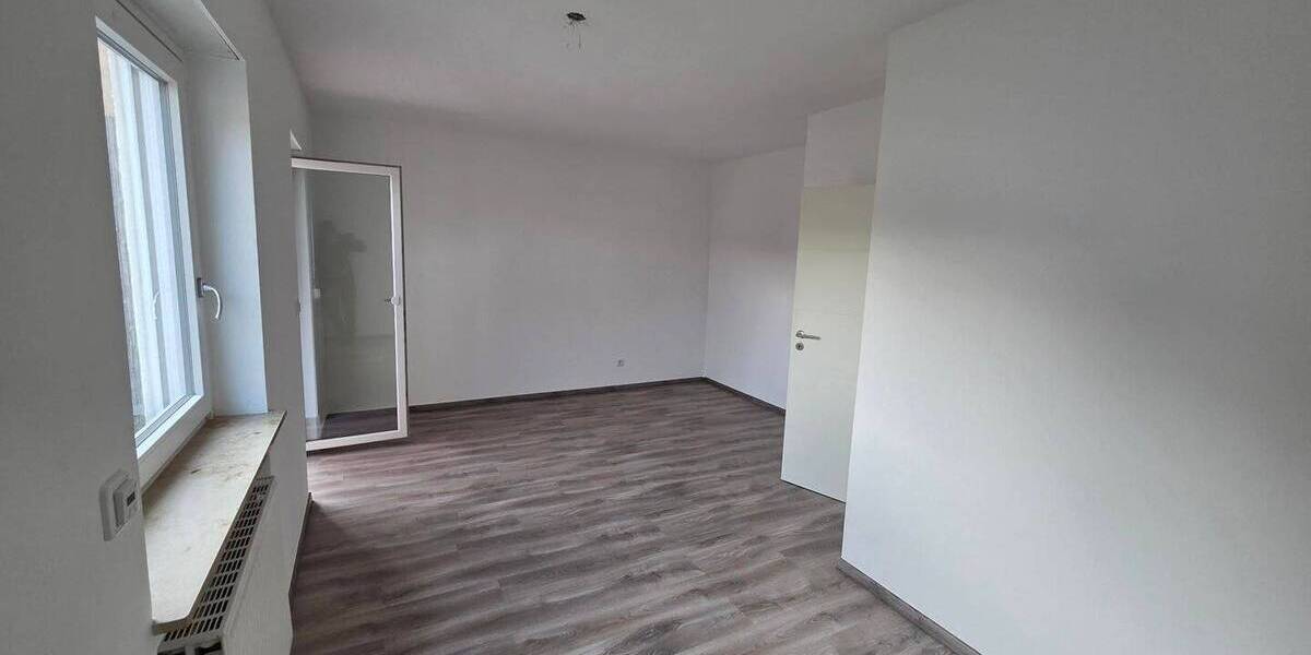 Etagenwohnung Hennef (Sieg) Hennef - 3 Zimmer, 85 m&sup2;, 285.000&euro; | Angebot:26583288