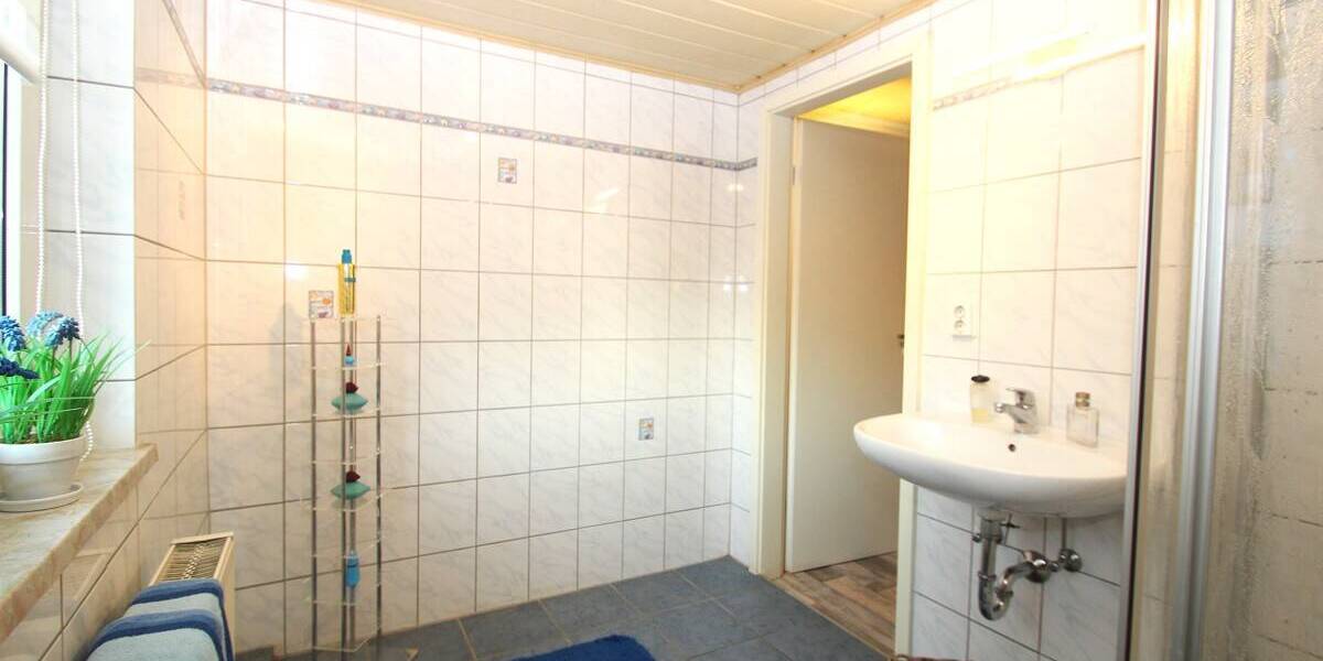 Einfamilienhaus Bonn / Endenich Endenich - 5 Zimmer, 111 m&sup2;, 679.000&euro; | Angebot:24042559