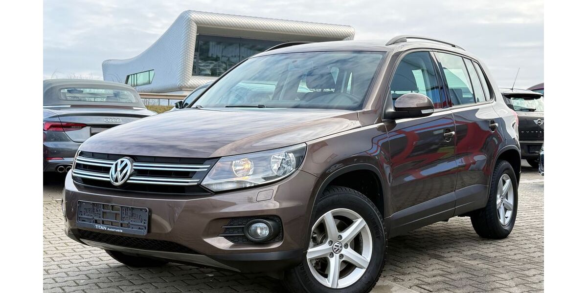 VW Tiguan 49.000 km 15.850 &euro; Erftstadt 50374