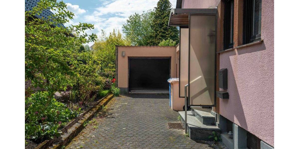 Einfamilienhaus Bonn / Holtorf Niederholtorf - 6 Zimmer, 104 m&sup2;, 435.000&euro; | Angebot:26306106