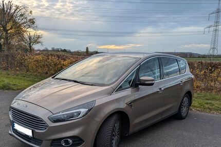 Ford S-Max 85.000 km 17.600 € Köln 50859