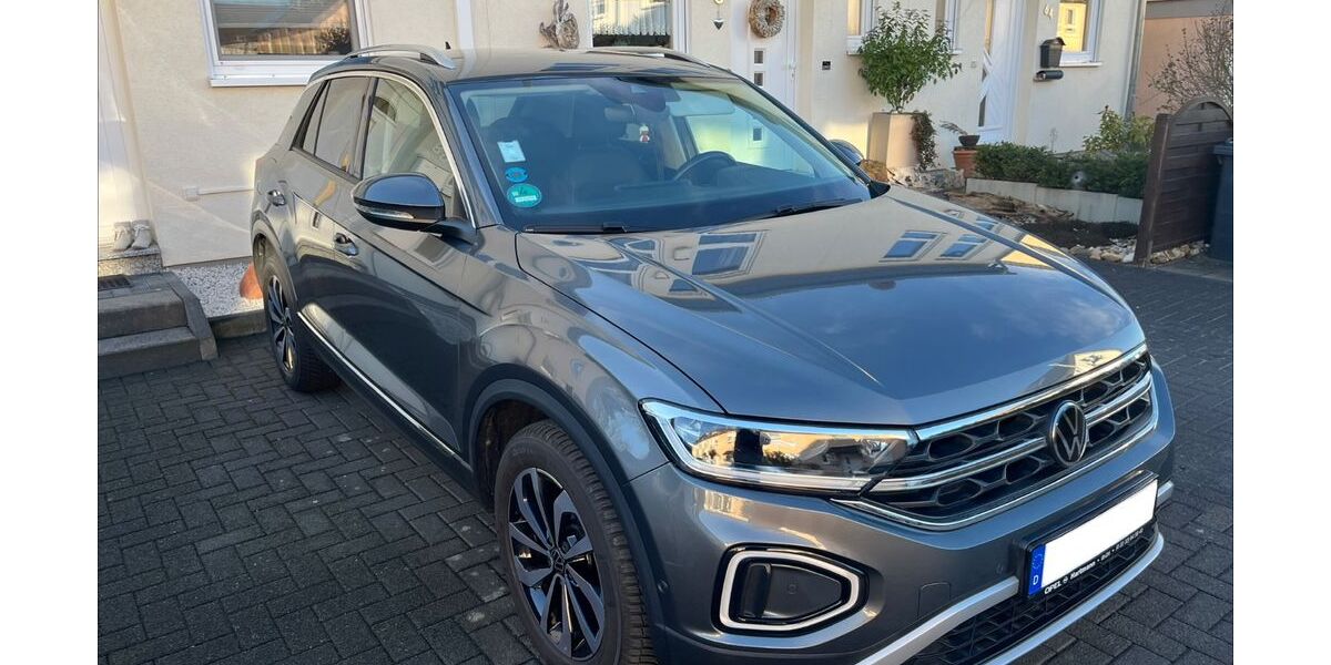 VW T-Roc 45.500 km 19.500 &euro; Niederkassel 53859