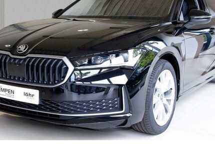 Skoda Superb 9.990 km 46.490 € Meckenheim / Bonn 53340