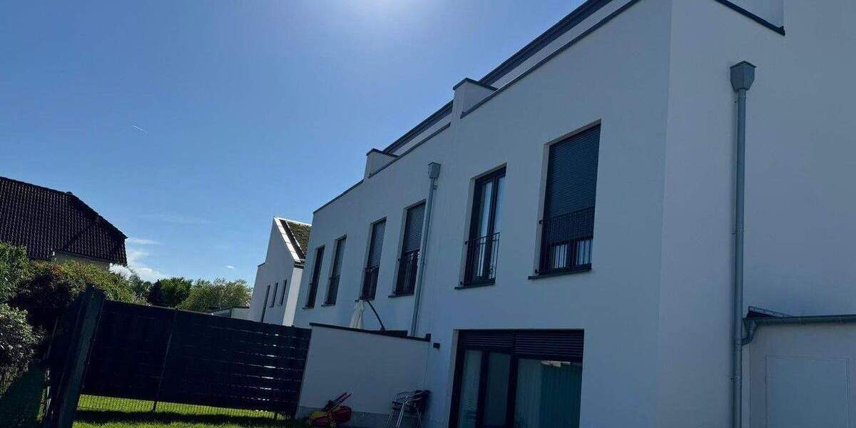 Reihenendhaus Sankt-Augustin/Hangelar Hangelar - 5 Zimmer, 153 m&sup2;, 690.000&euro; | Angebot:24530000