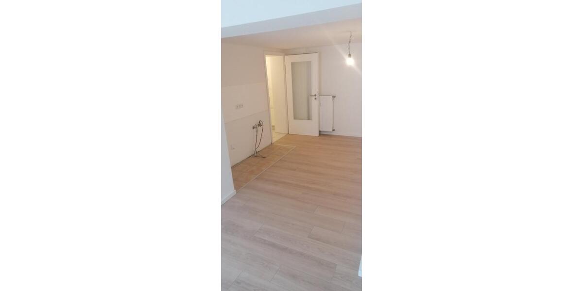 Etagenwohnung Remagen - 1 Zimmer, 37 m&sup2;, 370&euro; | Angebot:24484302