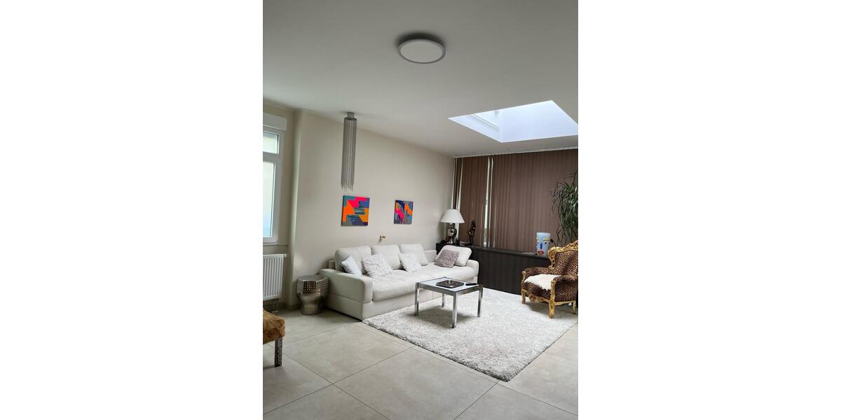 Erdgeschoßwohnung Köln Ehrenfeld - 2 Zimmer, 88 m&sup2;, 2.100&euro; | Angebot:24360947