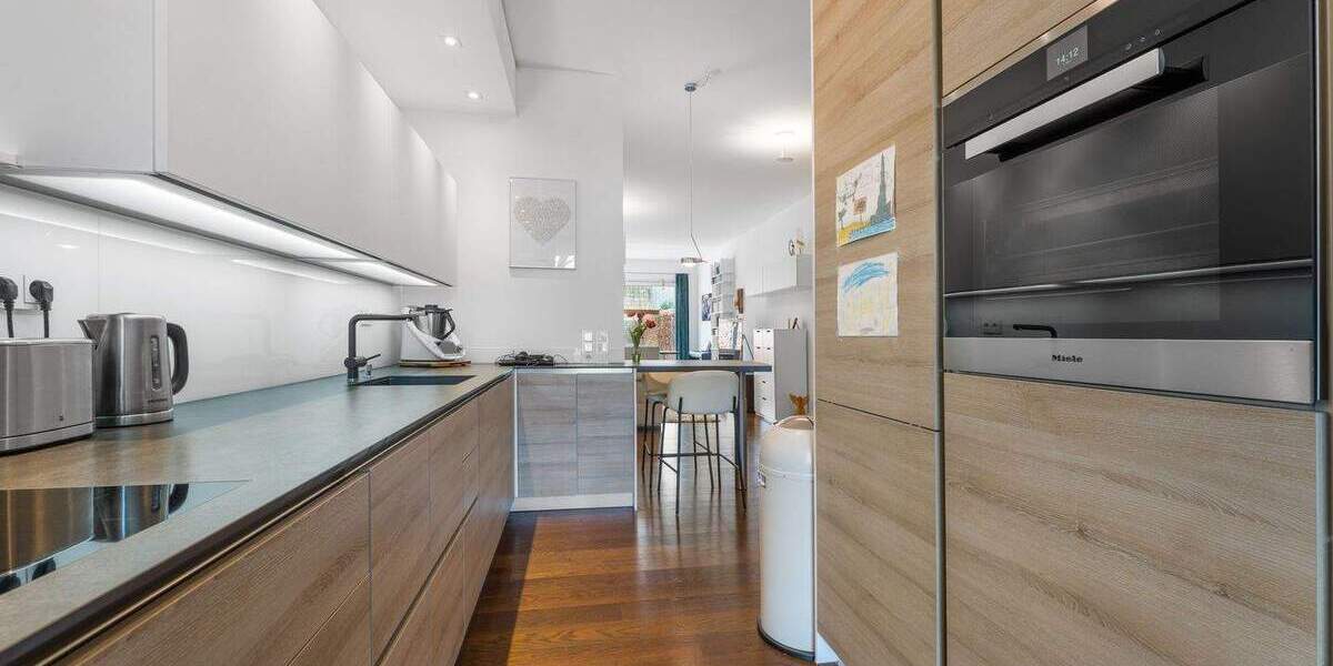 Etagenwohnung Köln Bayenthal - 4 Zimmer, 120 m&sup2;, 1.090.000&euro; | Angebot:25685038