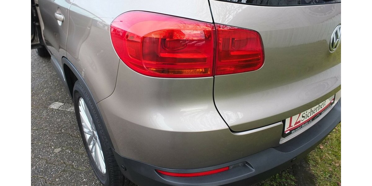 VW Tiguan WM26:CUP SPORT NAVI PARKPILOT TEMPOMAT 88.859 km 10.908 &euro; Köln 50858