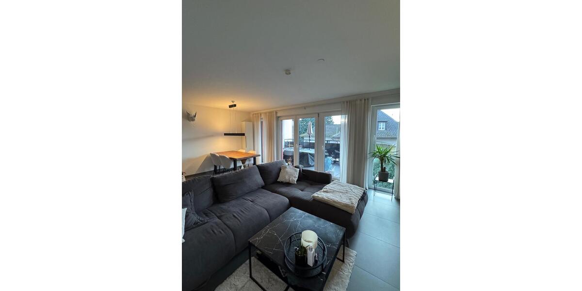 Etagenwohnung Hennef (Sieg) - 2 Zimmer, 67 m&sup2;, 1.150&euro; | Angebot:24817244