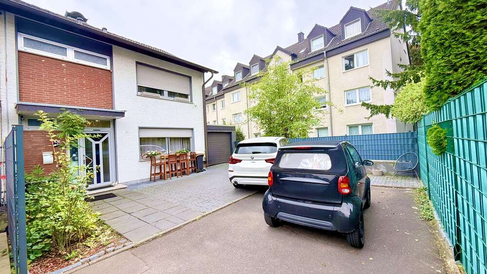 Haus zum Kaufen in Niederkassel 529.000 € 118 m² 4.5 zimmer