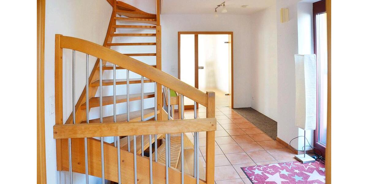 Einfamilienhaus Euskirchen - 7 Zimmer, 230 m&sup2;, 699.000&euro; | Angebot:27168941