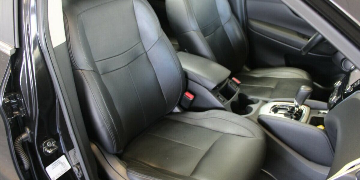 Nissan Qashqai 1.6 dCi Xtronic TEKNA - Pano - AHK - 108.138 km 14.980 &euro; Euskirchen 53881